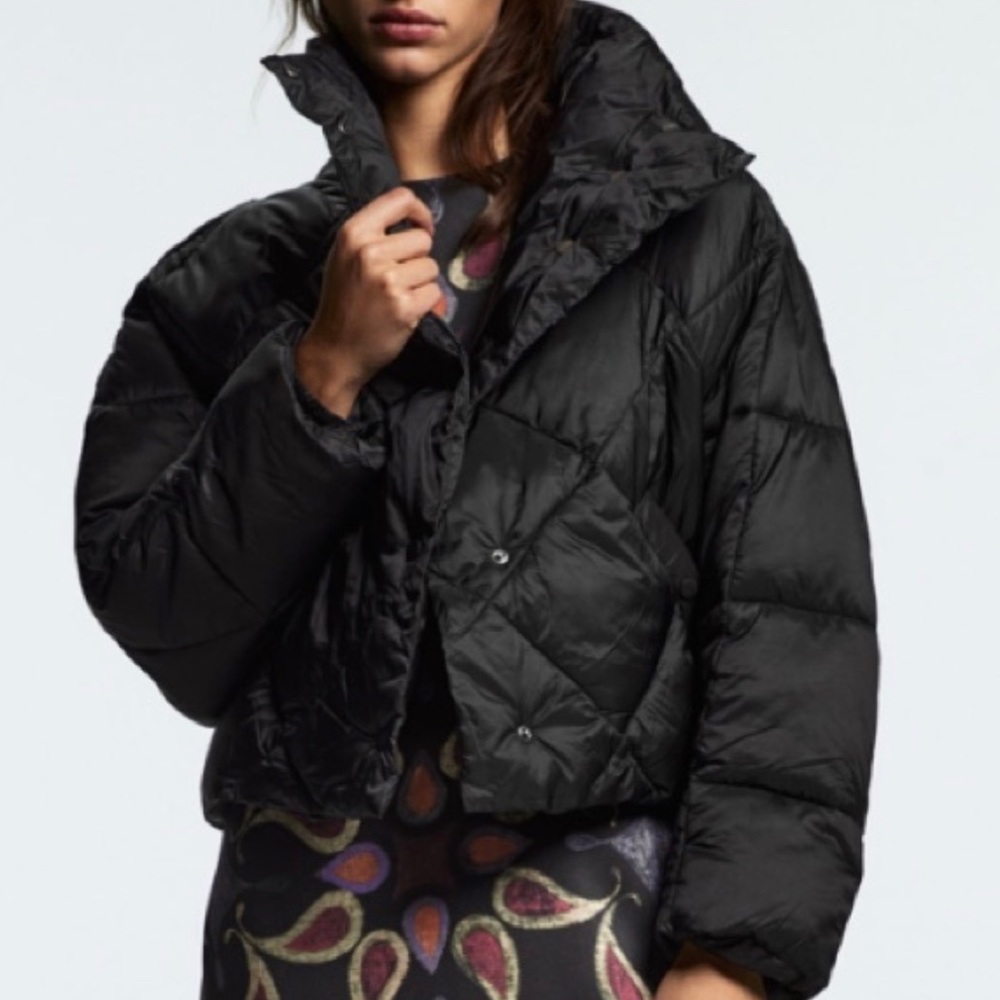 Zara Womens Black Puffer Jacket with Batwing Sleeve and Mock Neck